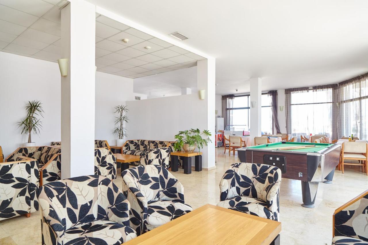 Apartamentos Ses Savines Sant Antoni de Portmany Dış mekan fotoğraf